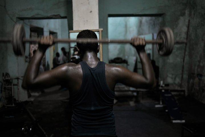 Deload Weeks Explained: Why Less Training Sometimes Means More Progress