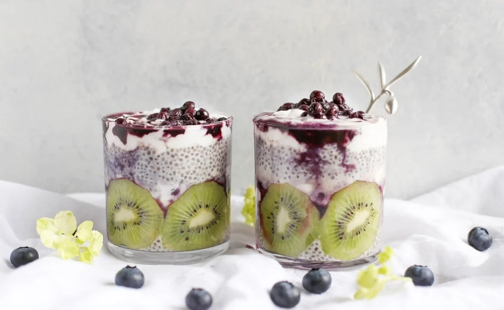 Chia Seeds and Flaxseeds: Omega-3s, Fiber, and How to Use Them
