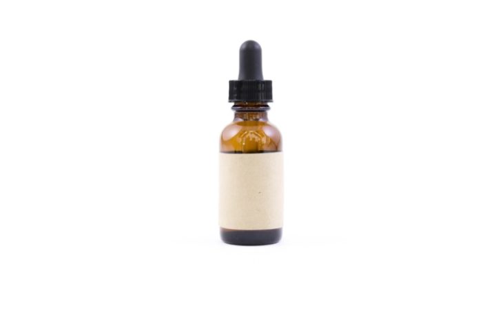 Squalane in Skincare: A Lightweight Alternative to Heavy Facial Oils
