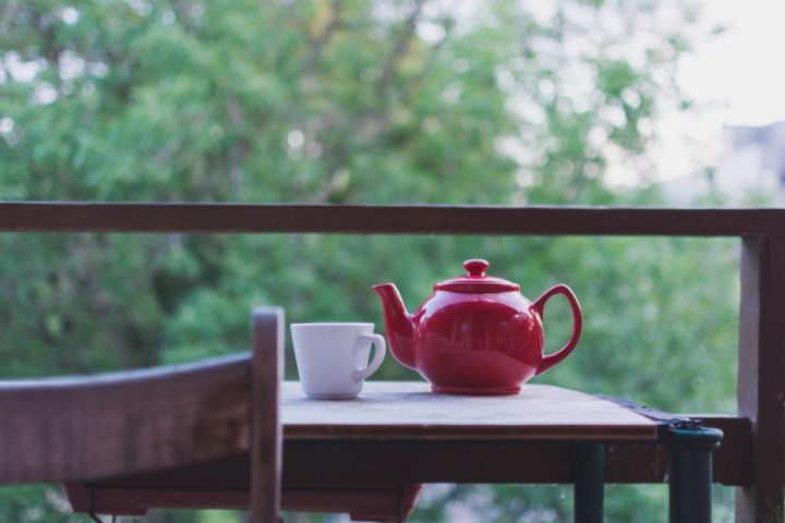 L-Theanine and Caffeine: The Calm-Focus Combo Explained
