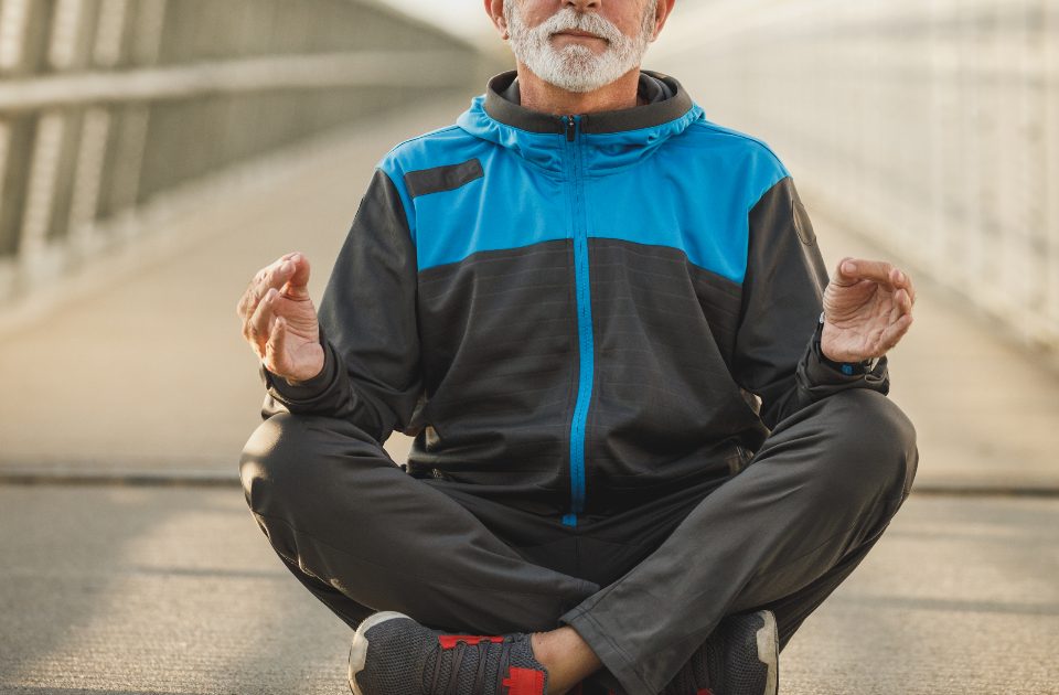 Mindfulness Meditation 101: A Beginner’s Guide Backed by Evidence