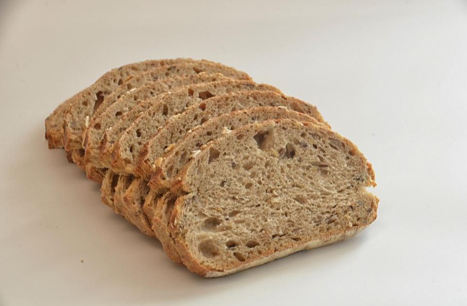Whole Grains vs Refined Grains: What the Evidence Actually Shows