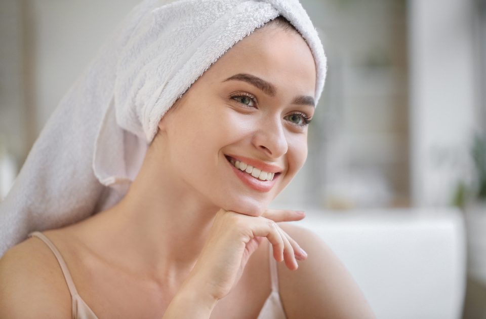 Dermaplaning at Home: What Peach-Fuzz Shaving Actually Does for Your Skin