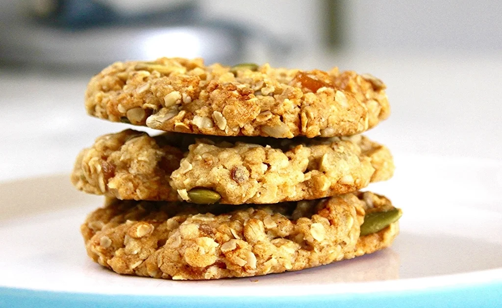 Protein Bars and Snack Bars: How to Spot the Ones Worth Buying