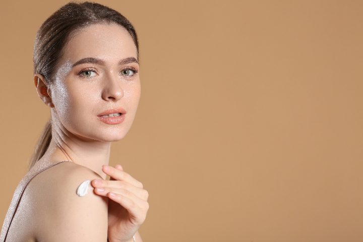 The Correct Order to Apply Skincare Products: Layering Actives Without Canceling Them Out